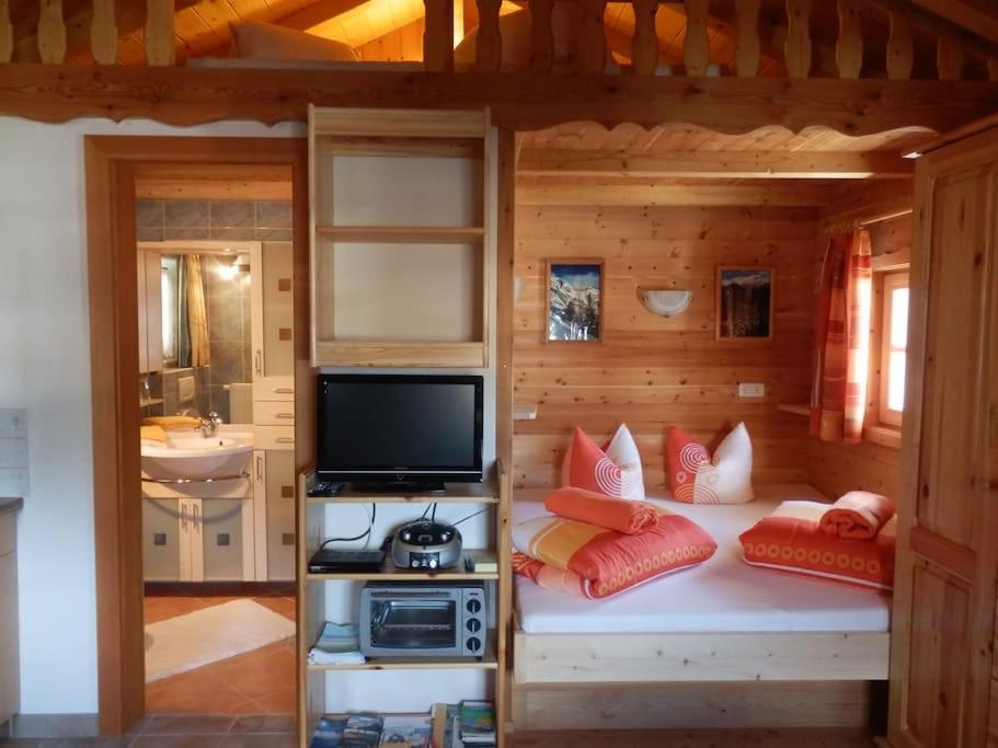 Siegi'S Ferienhuette Appartement Fendels Buitenkant foto